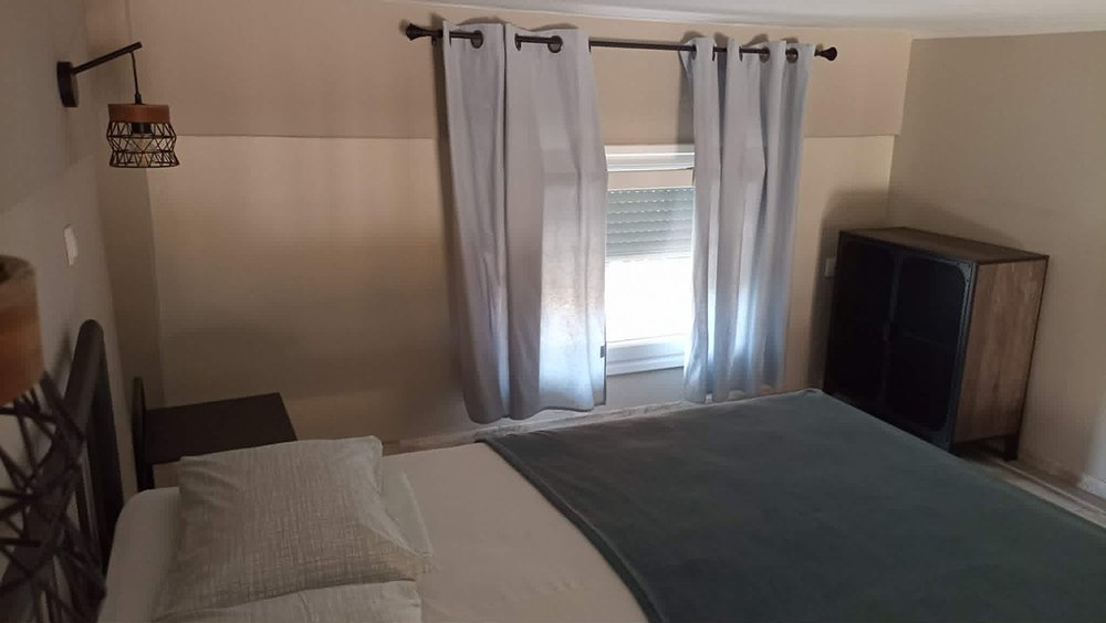 xristos studio for rent sykia
