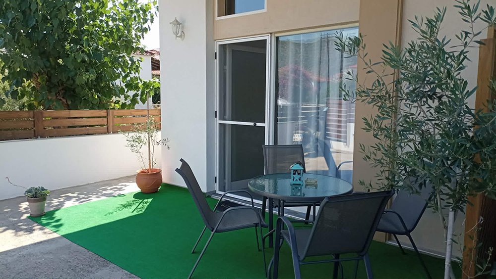xristos studio for rent sykia