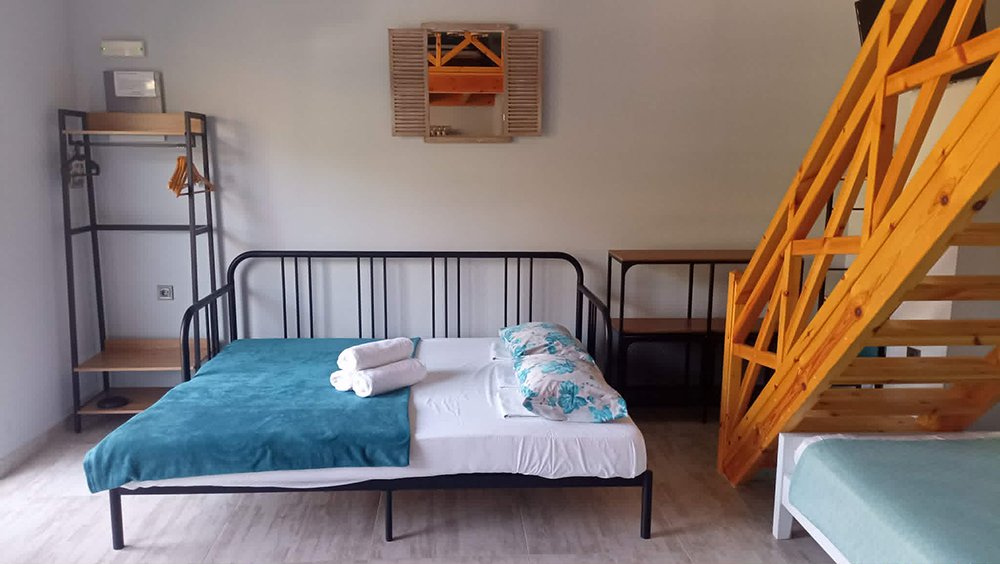 xristos studio maisonete for rent sykia